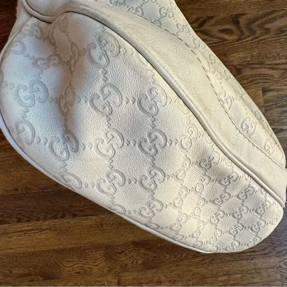 💕SOLD💕 Gucci Guccissima Ivory Leather Charlotte Hobo Bag (w/ COA) - Picture 6 of 14